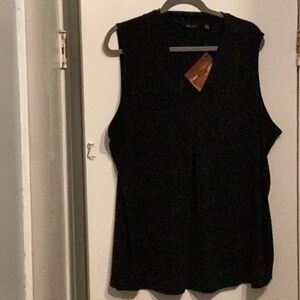 Iman Solid Black Two Piece Top and Cropped Pants Set